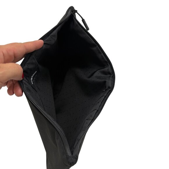 Incase Black Sleeve Case for 13” MacBook Laptop - Picture 2 of 7